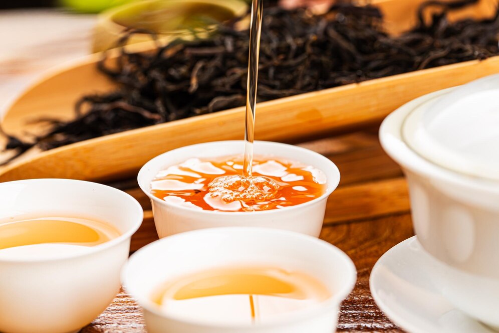 brewing-chinese-tea-ceramic-gaiwan-during-tea-ceremony-closeup_1205-14045.jpg