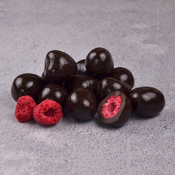 Драже Малина Натурал (Natural) в темном шоколаде