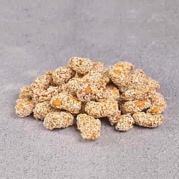 Драже Кешью в меде и кунжуте