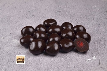 Драже Вишня в темном шоколаде